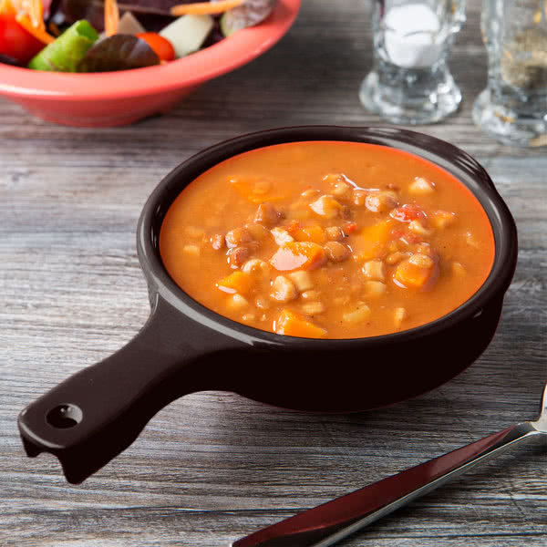 Plastic Dinnerware
