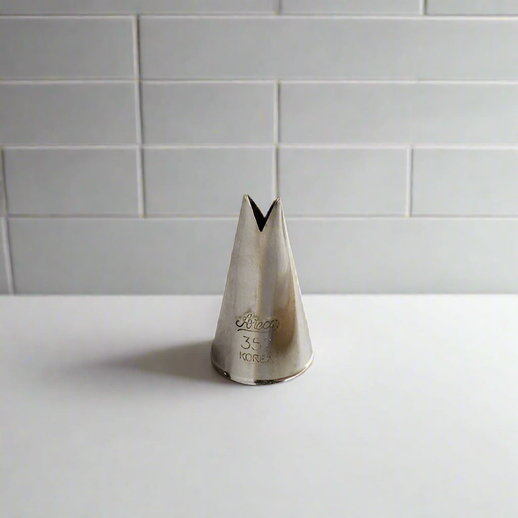 Ateco Stainless Steel Piping Tip Leaf # 352