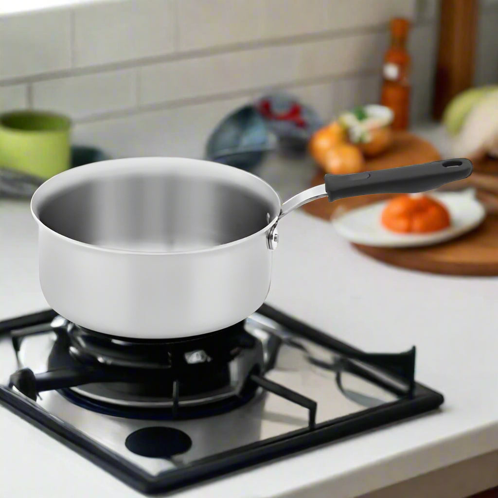 Vollrath Tribute 3-Ply Stainless Steel Sauce Pan 7 Qt. 702170