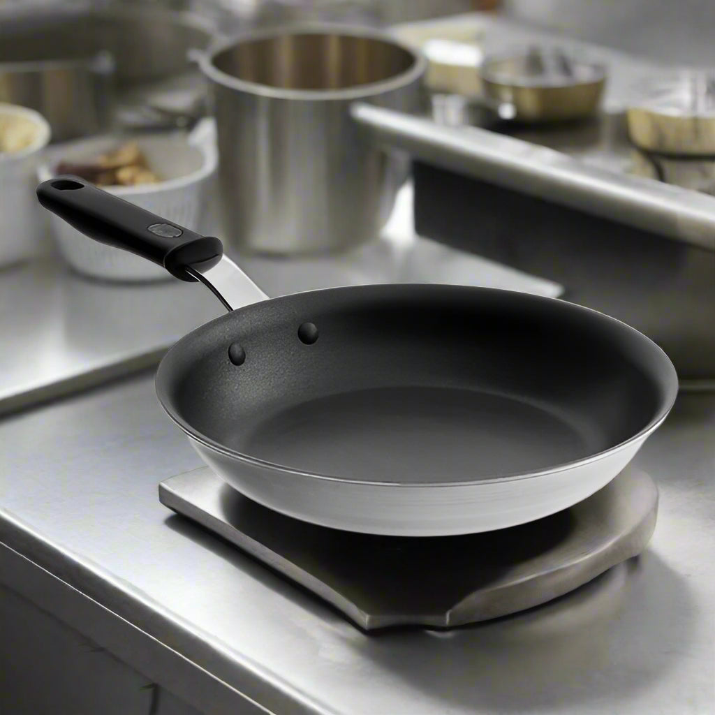 Vollrath Tribute 3-Ply Nonstick Coating Fry Pan 10" 692410