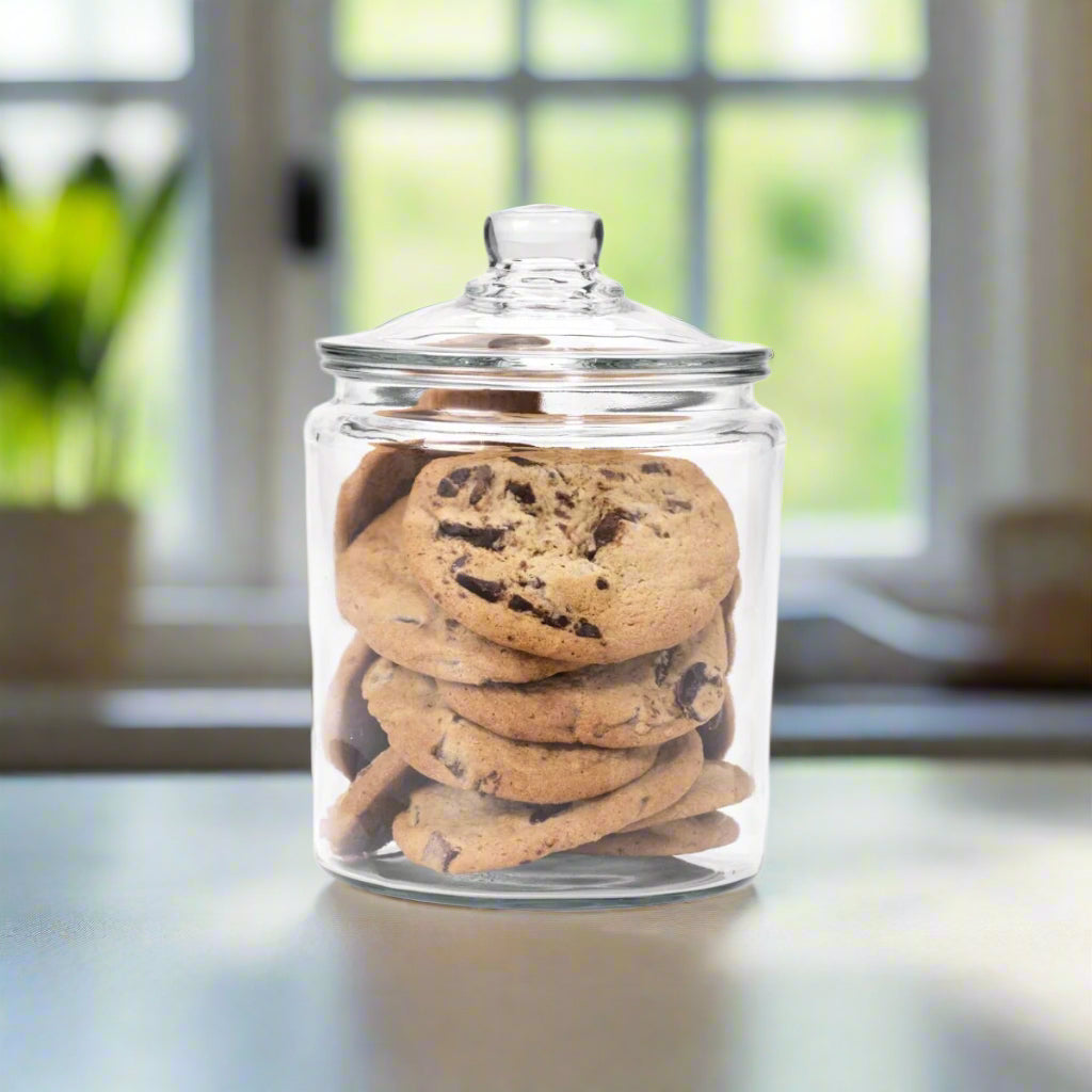 Anchor Hocking Heritage Hill Jar with Glass Cover 1/2 gal. (1900 ml.) 85545AHG17