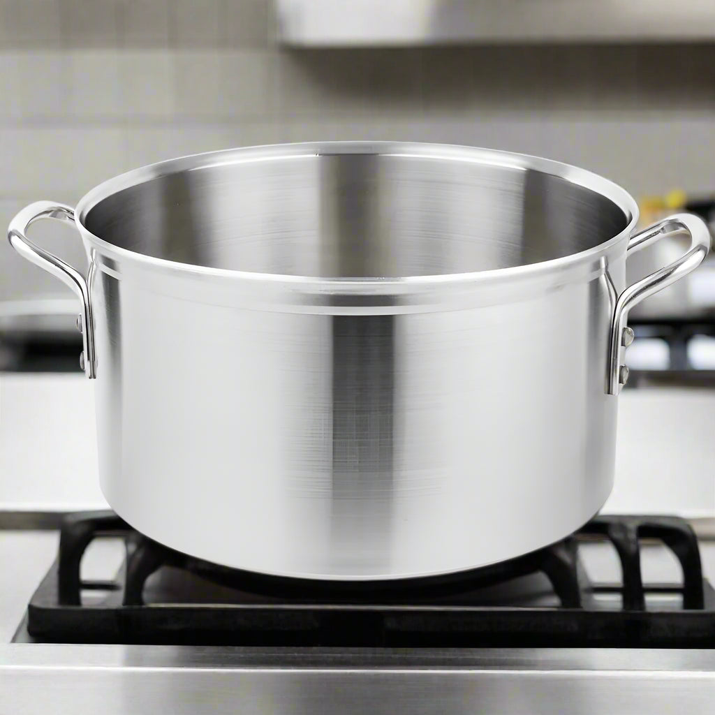 Vollrath Tribute 3-Ply Stainless Steel Interior Sauce/Stock Pot 20 Qt. 77523