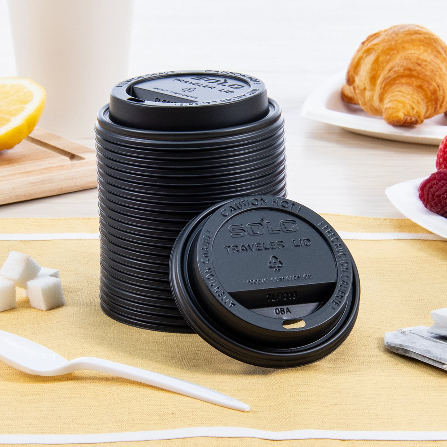 Solo Plastic Dome Hot Cup Lid Black 12-24 oz. TLB316 - 1000/Case