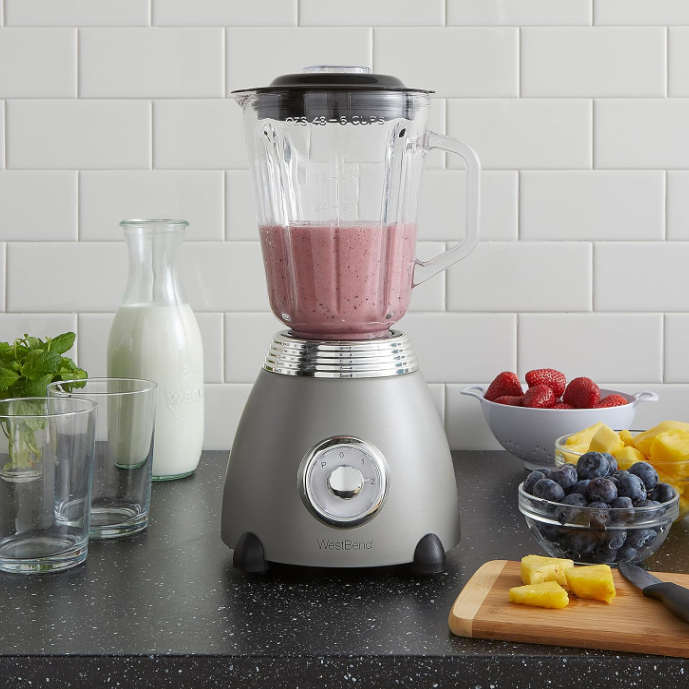 West Bend Two Speed Blender 1.5 L Glass Jar BLWBRTGR13