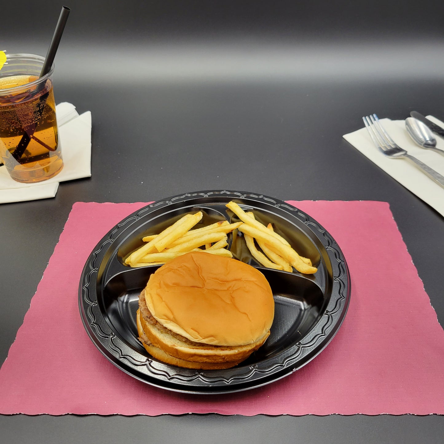 Black 3 Compartment Plastic Plate 9" - 400/Case