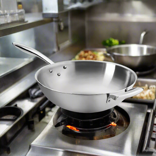 Browne Thermalloy® Tri-Ply Stainless Steel Wok 5 Qt. 5724095