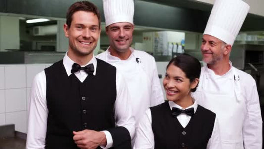 How to Manage Labor Costs for Your New Restaurant: 10 Tips to Balance Expenses & Productivity