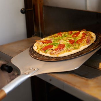 ESSENTIAL SMALLWARES FOR PIZZA SHOPS