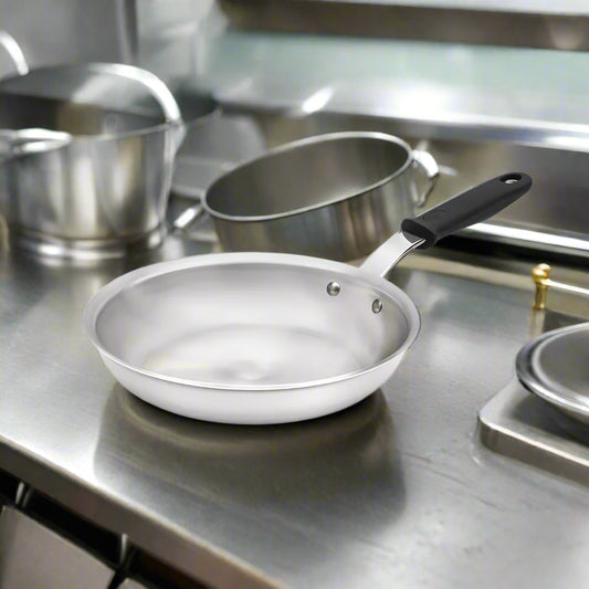 Vollrath Wear-Ever Aluminum Natural Finish Fry Pan  8" 672108