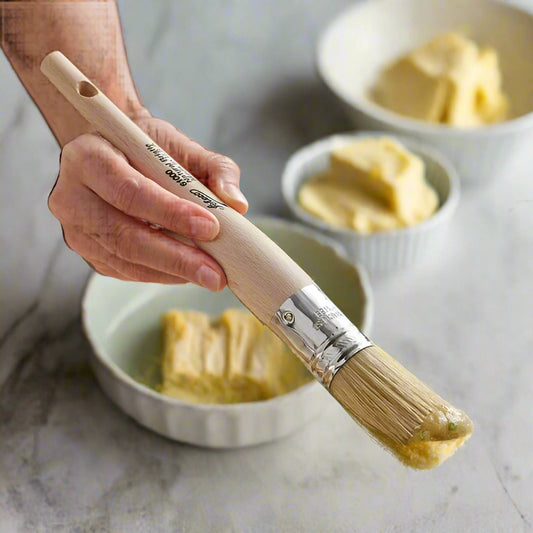 Ateco 1" Round Boar Bristle Pastry Brush 61000