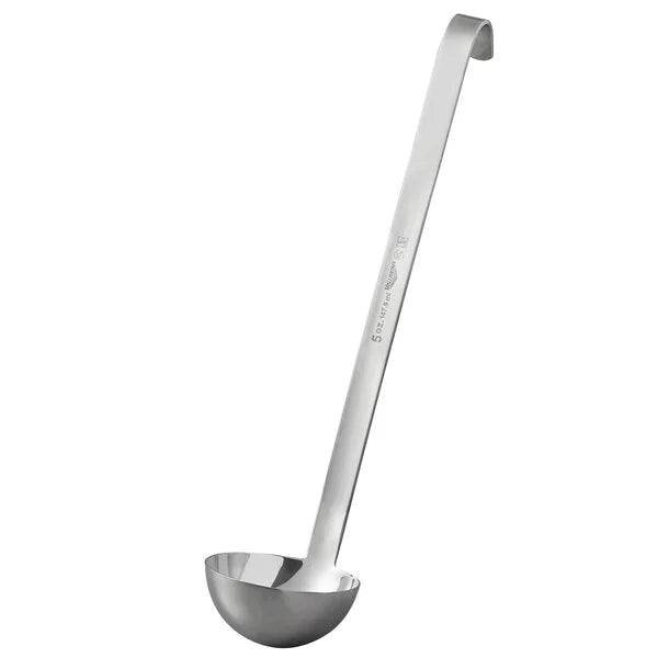 Vollrath Stainless Steel One Piece Heavy Duty Ladle 5 oz. 4980510