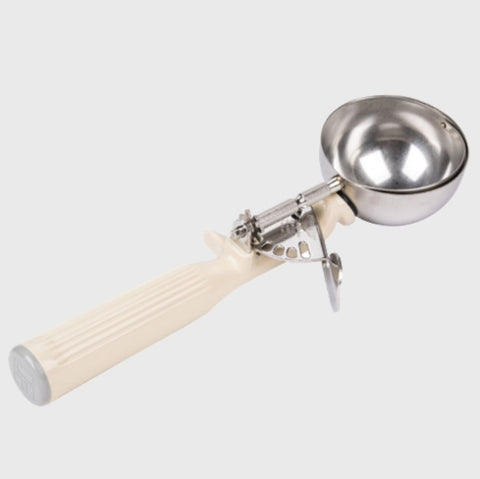 Vollrath Disher 3-1/4 oz. Size 10 Ivory Handle