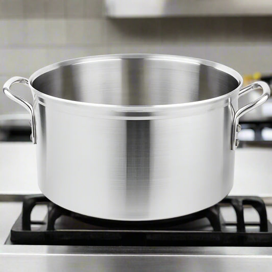 Vollrath Tribute 3-Ply Stainless Steel Interior Sauce/Stock Pot 20 Qt. 77523