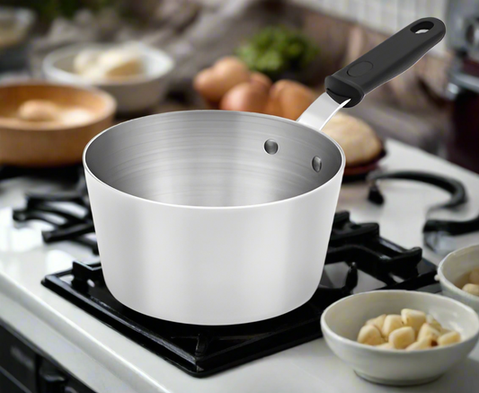 Vollrath Wear-Ever Tapered Aluminum Natural Finish Sauce Pan 4.5 Qt. 682145