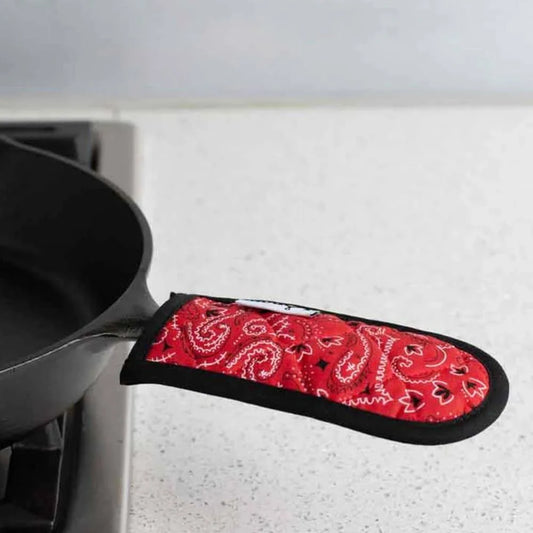 Lodge Red Bandana Hot Handle Holders Set Of 2 HHBAN41