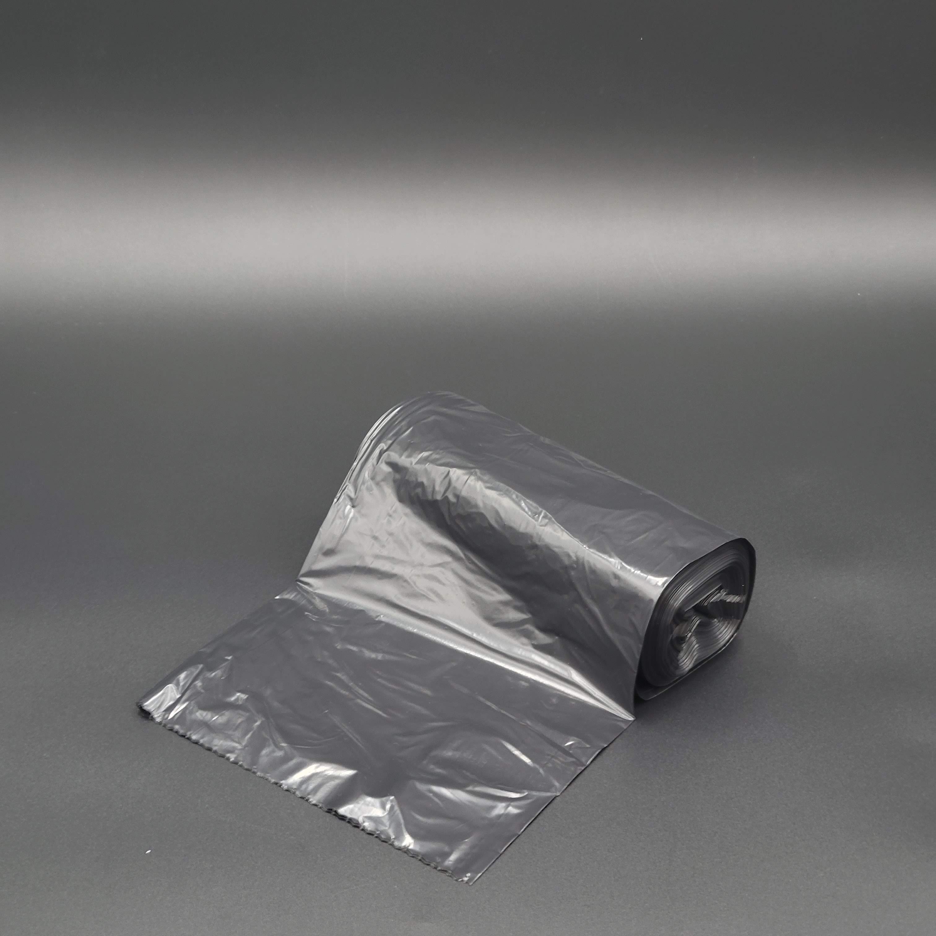 Black Heavy Weight Trash Bag 7-10 Gallon 24" x 23" - 500/Case