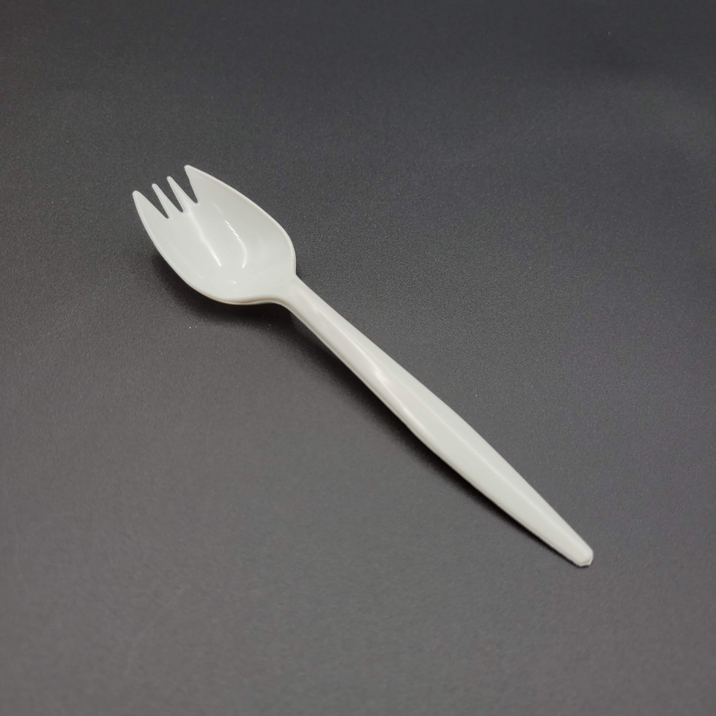 Medium Weight Bulk Polypropylene White Spork - 1000/Case