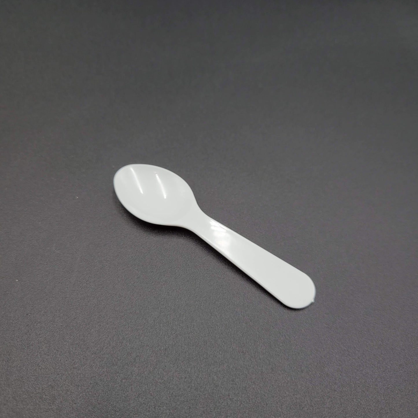 Medium Weight Bulk Polypropylene Taster Spoon White - 1000/Case