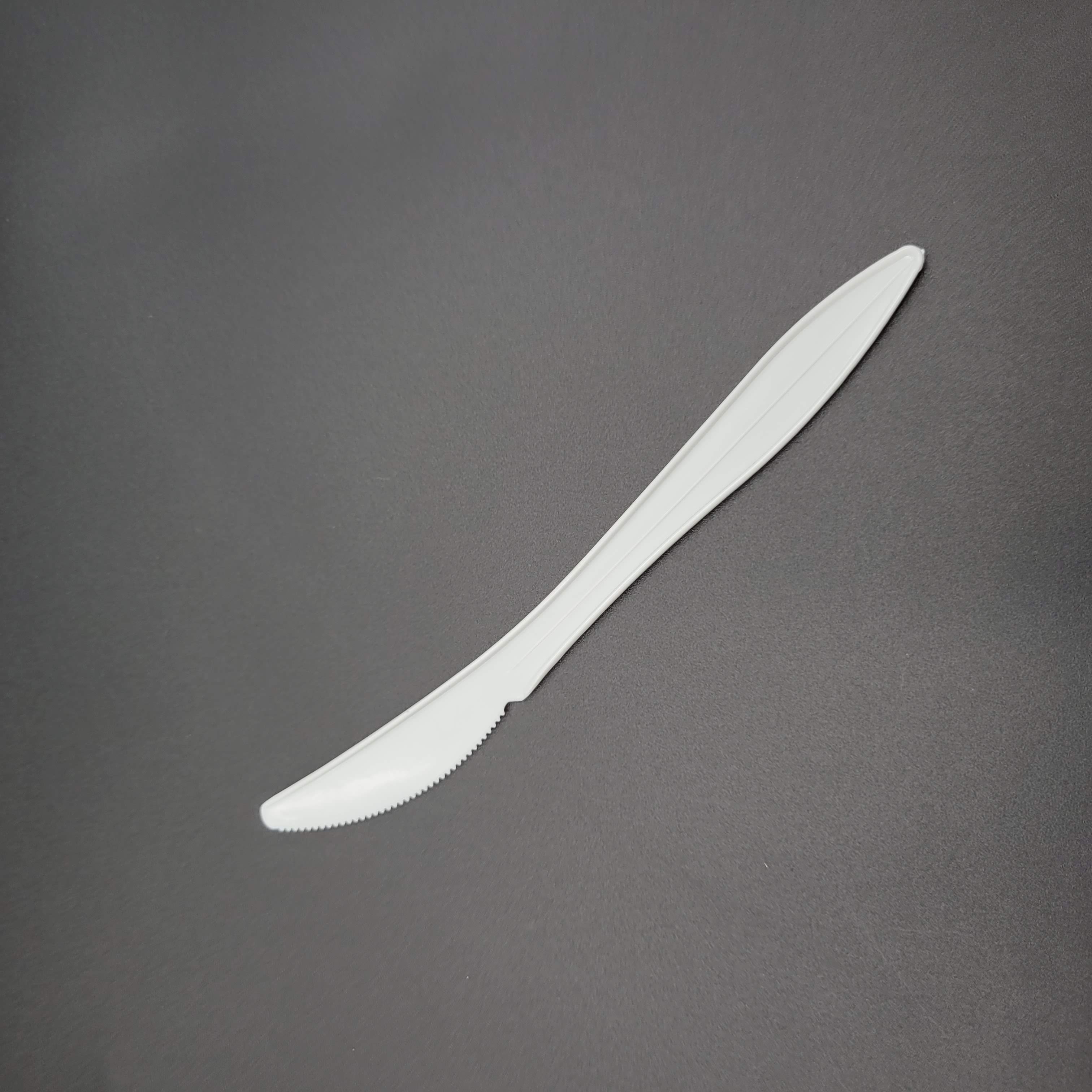 Bulk Medium Weight PP Knife White - 1000/Case