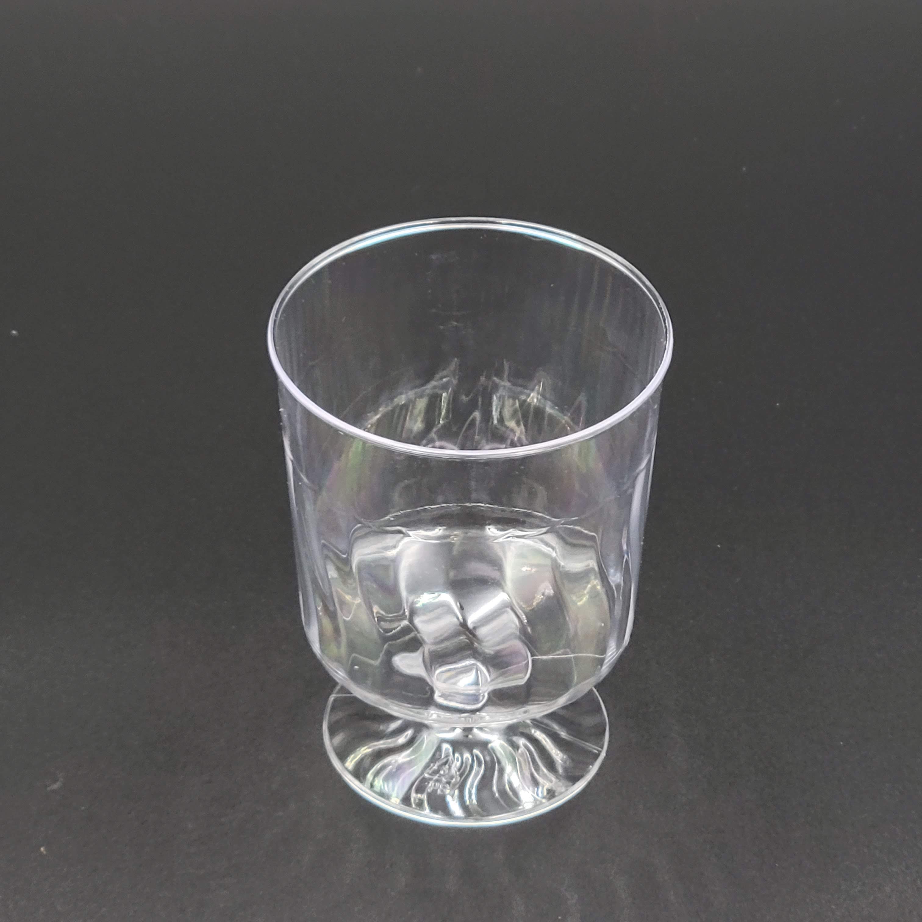 Fineline Flairware 1 Piece Wine Glass 8 oz. 2208 - 240/Case